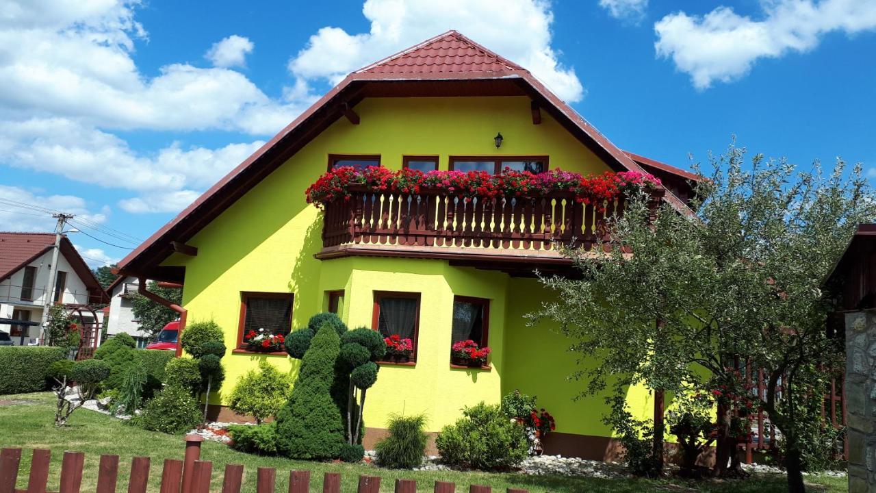 Apartmán Adrianka Turčianske Teplice Exterior foto